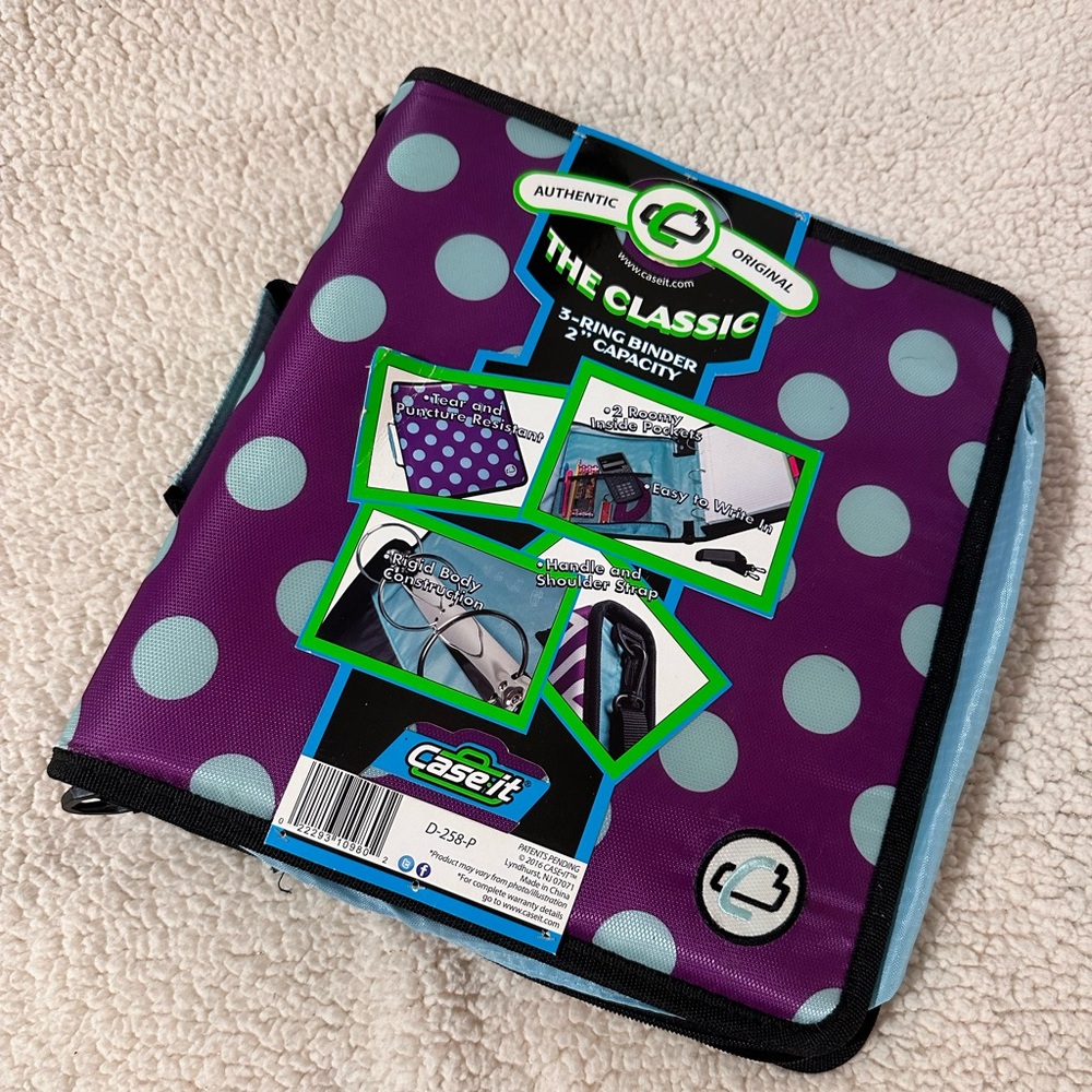 Case-it Purple Polka Dot 3-Ring Binder The Classic never used 2 shoulder straps